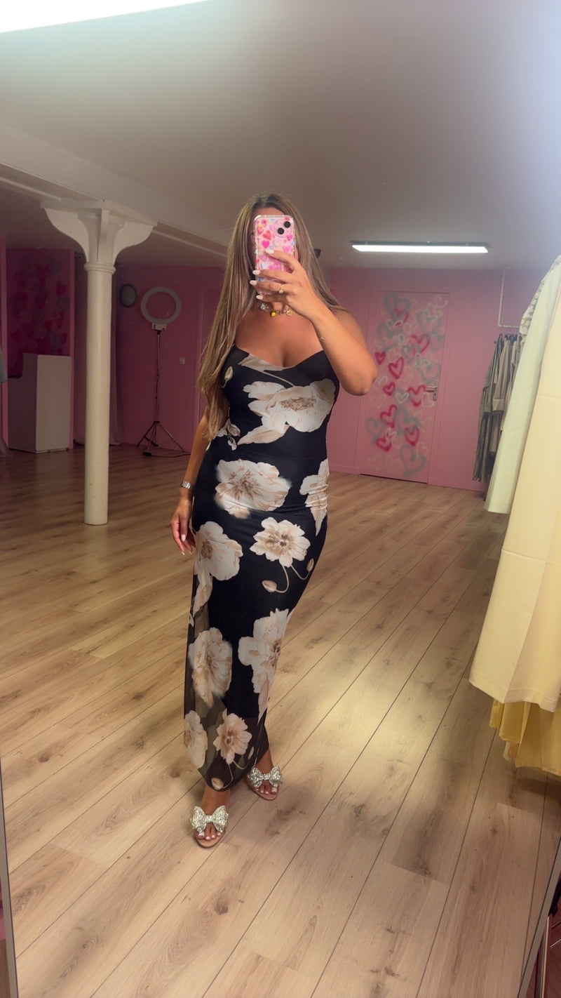Robe Zahra