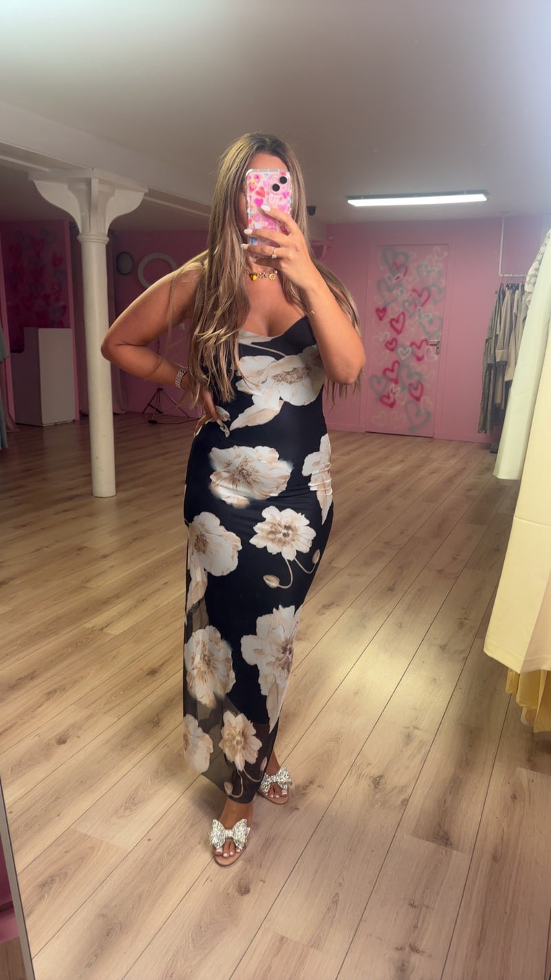 Robe Zahra